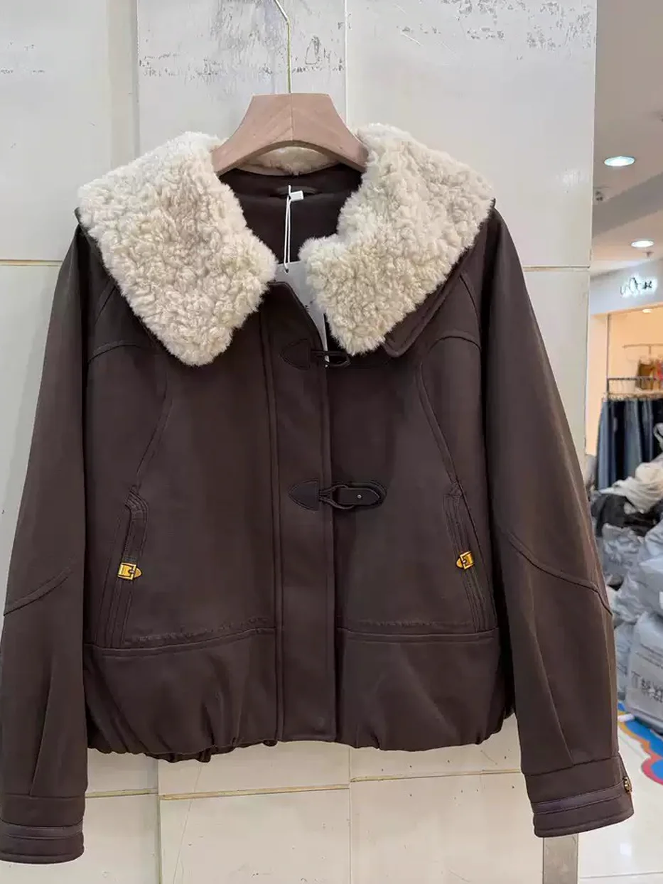 Women's black parka · 98059