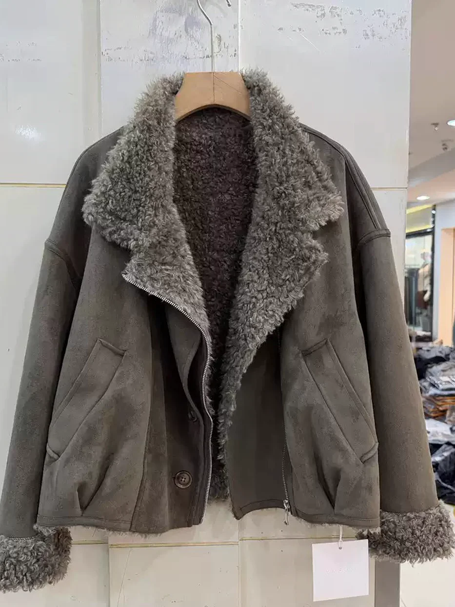 Women's zip shearling relaxed fur jacket — Style 26182
