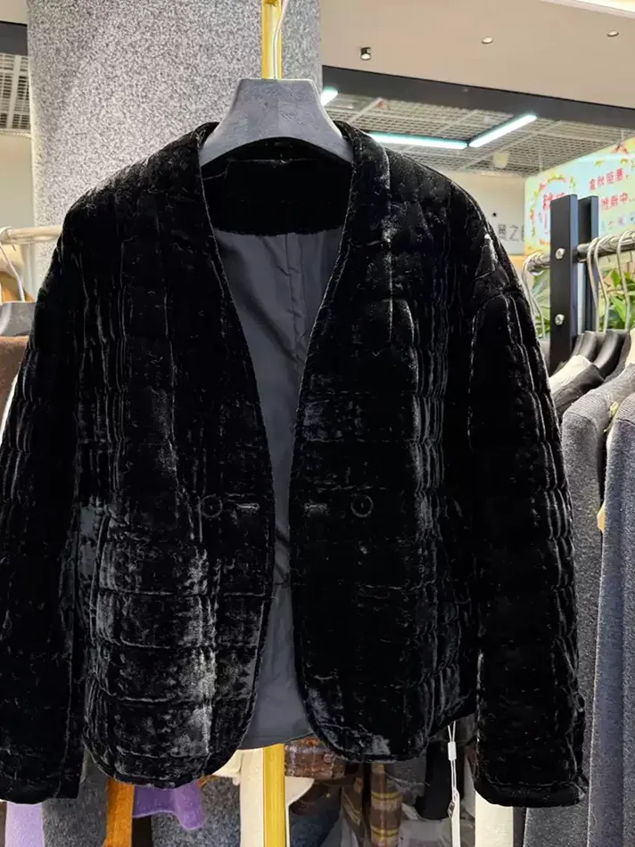 Women's v-neck velvet jacket — Style 265937