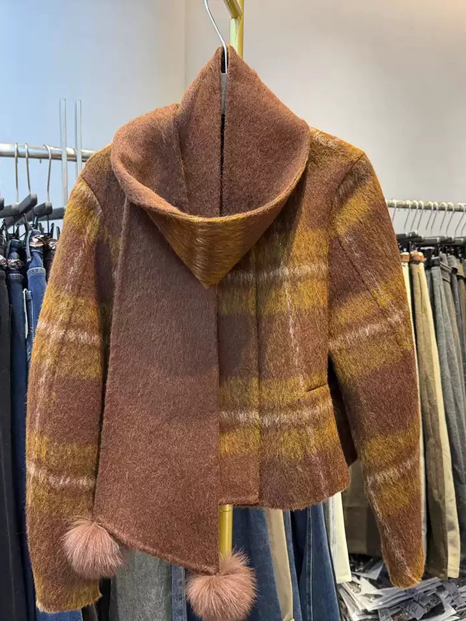 Crew-neck wool jacket — Style 27052