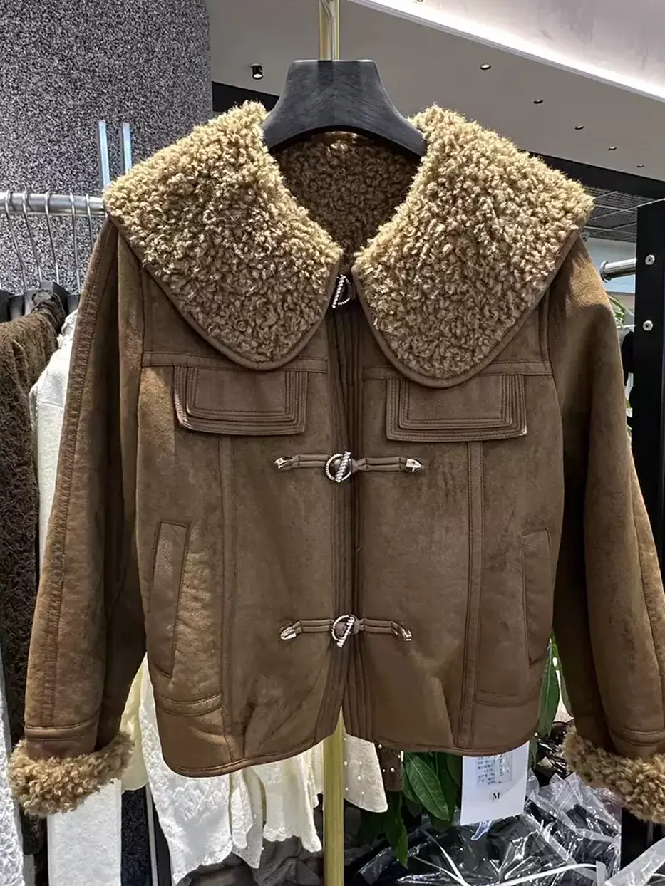 Women's doll-collar shearling fur jacket — Style 6535