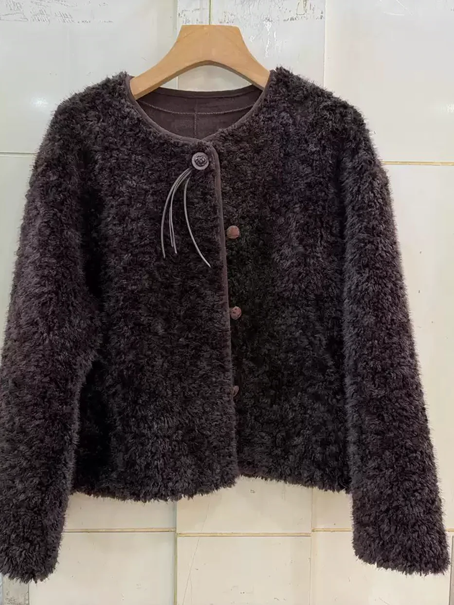 Women's button-front crew-neck fur jacket — Style 7753