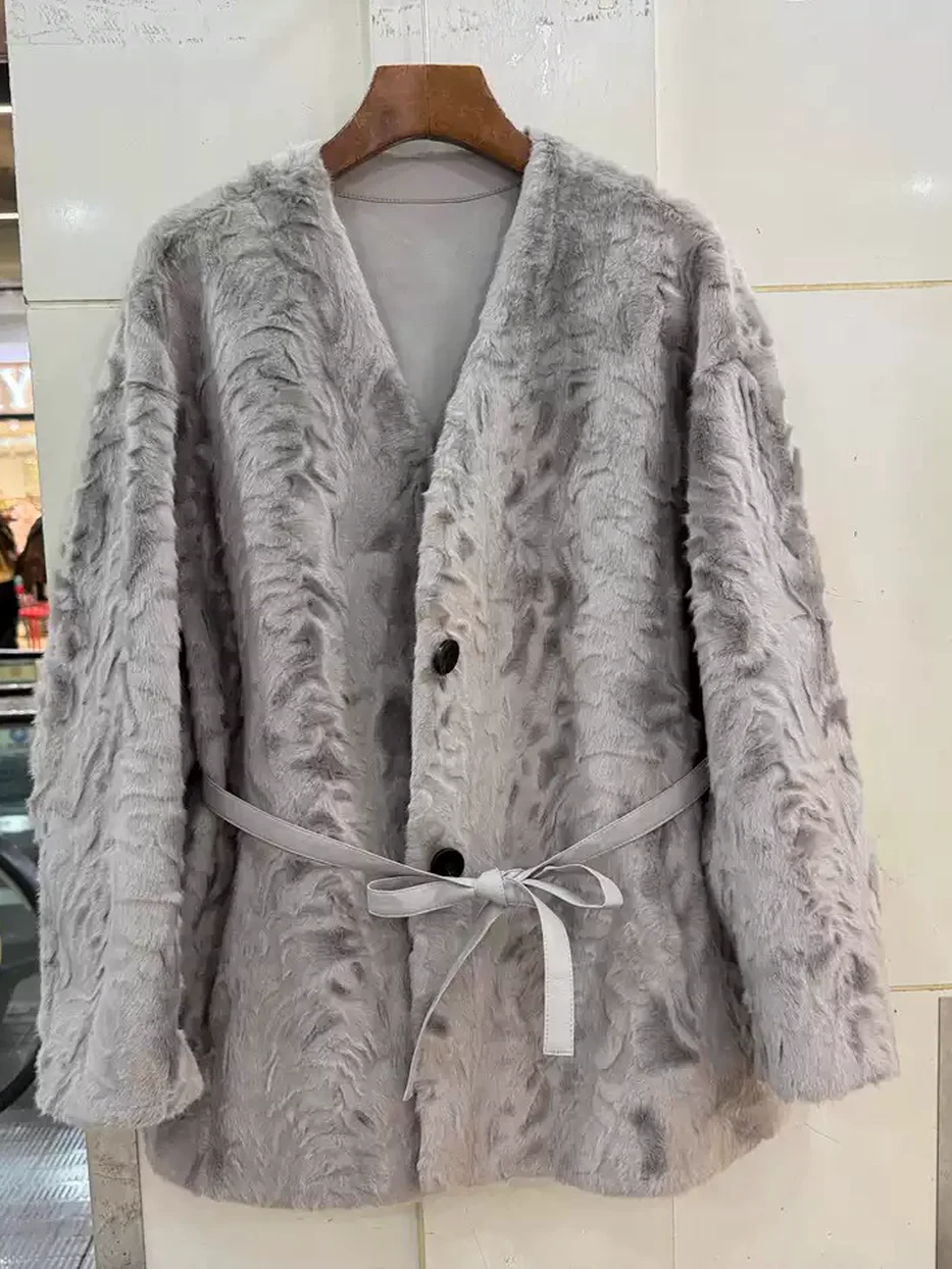 Women's cinched-waist three-button fur jacket — Style 8018