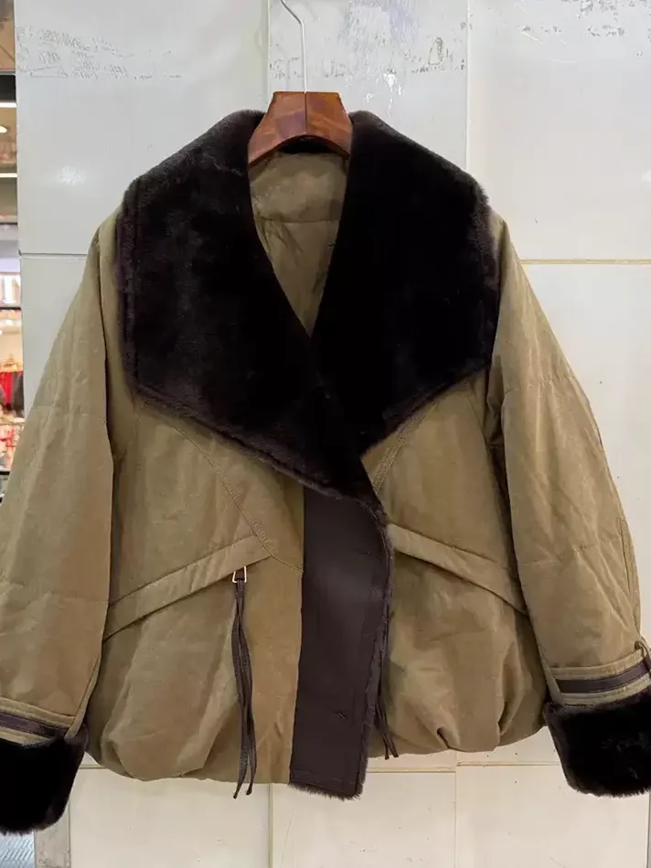 Women's panelled lapel fur jacket — Style 9026