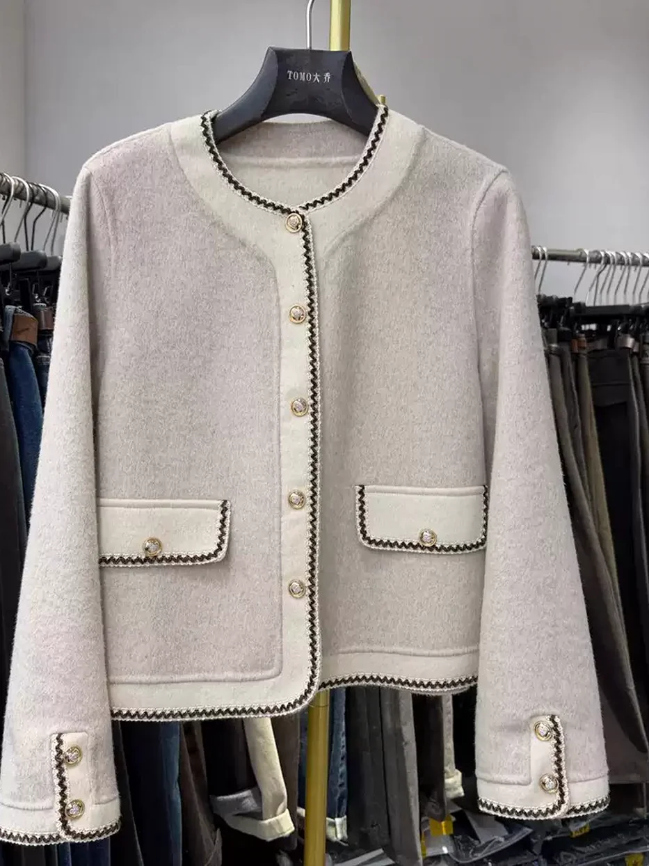 Women's single-breasted crew-neck wool beige jacket · 98059