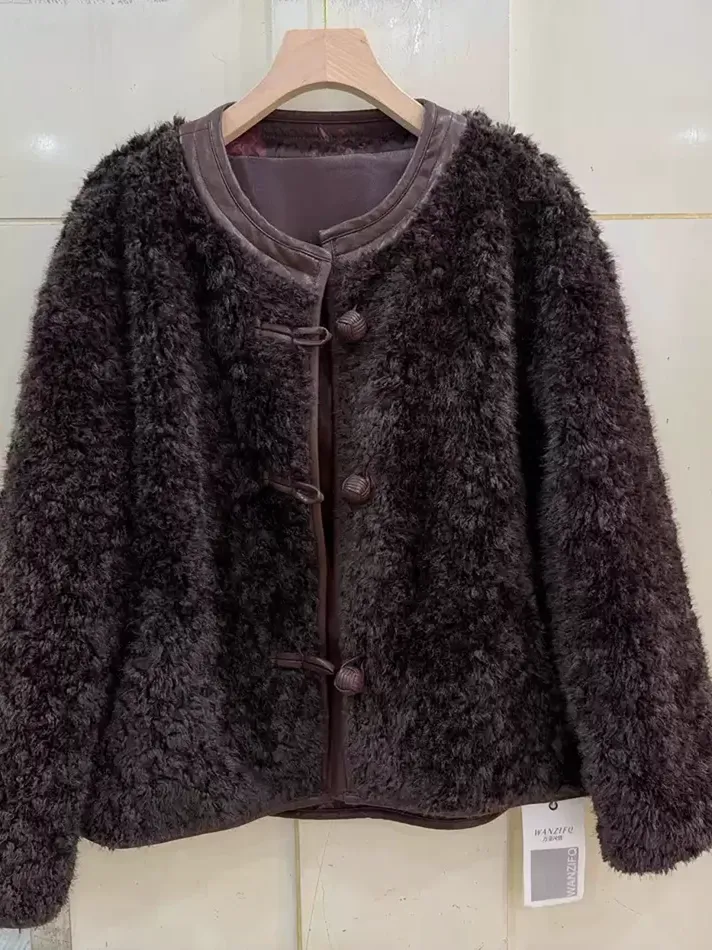 Women's frog-closure teddy heavyweight jacket — Style CZ26810