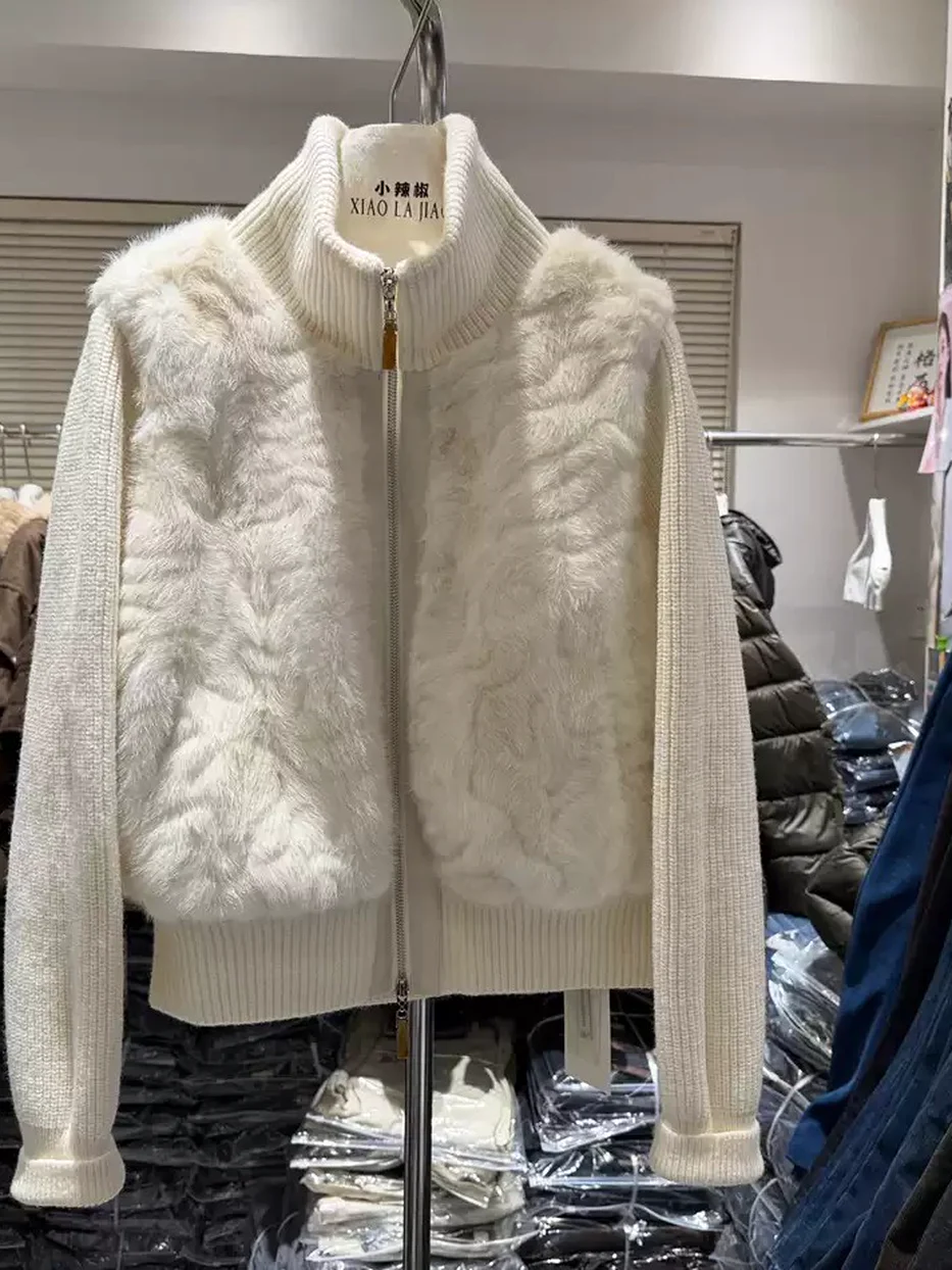 Women's knit-sleeve panelled jacket — Style T8222