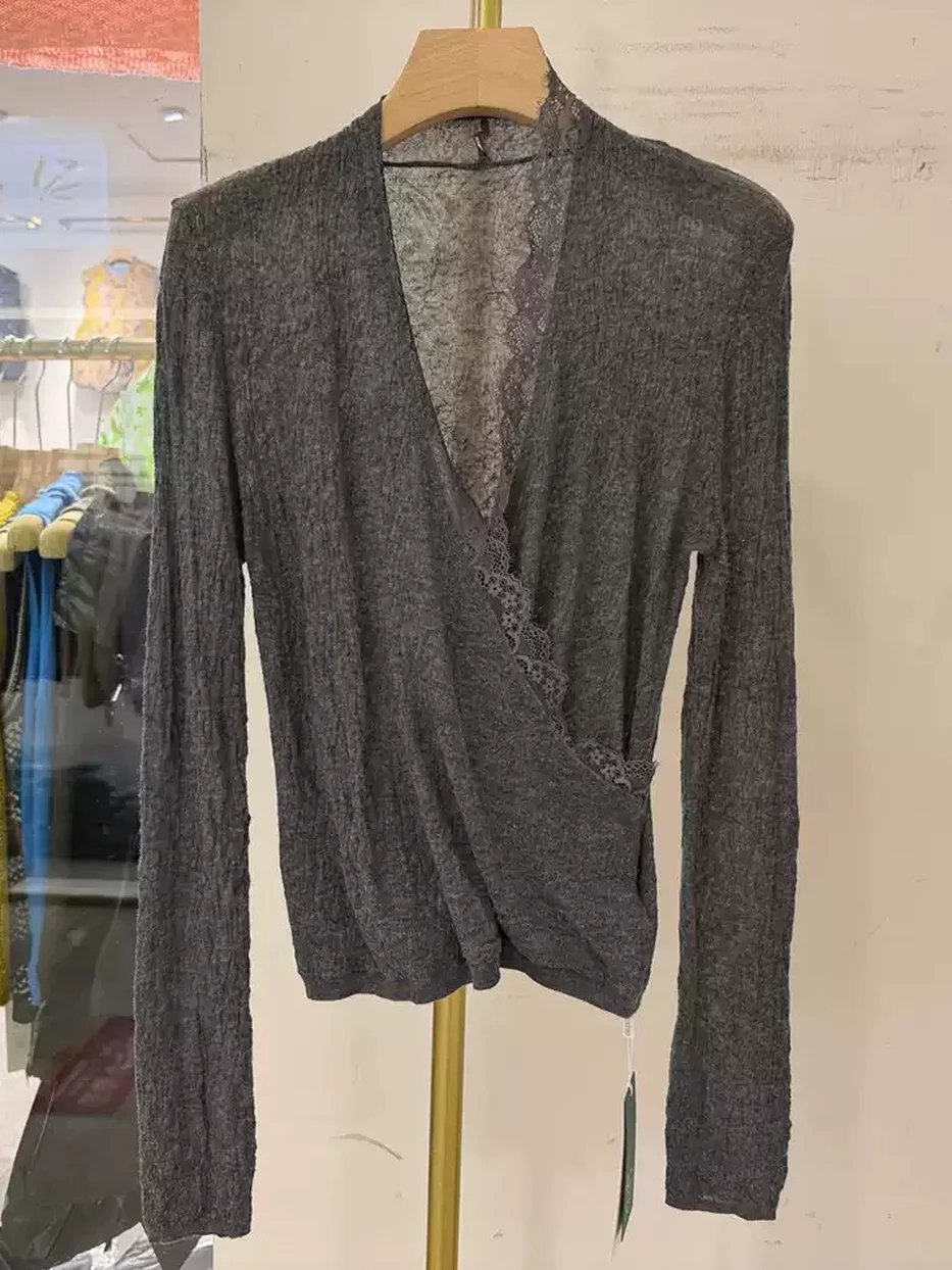 V-neck lace shirt — Style 188-66776