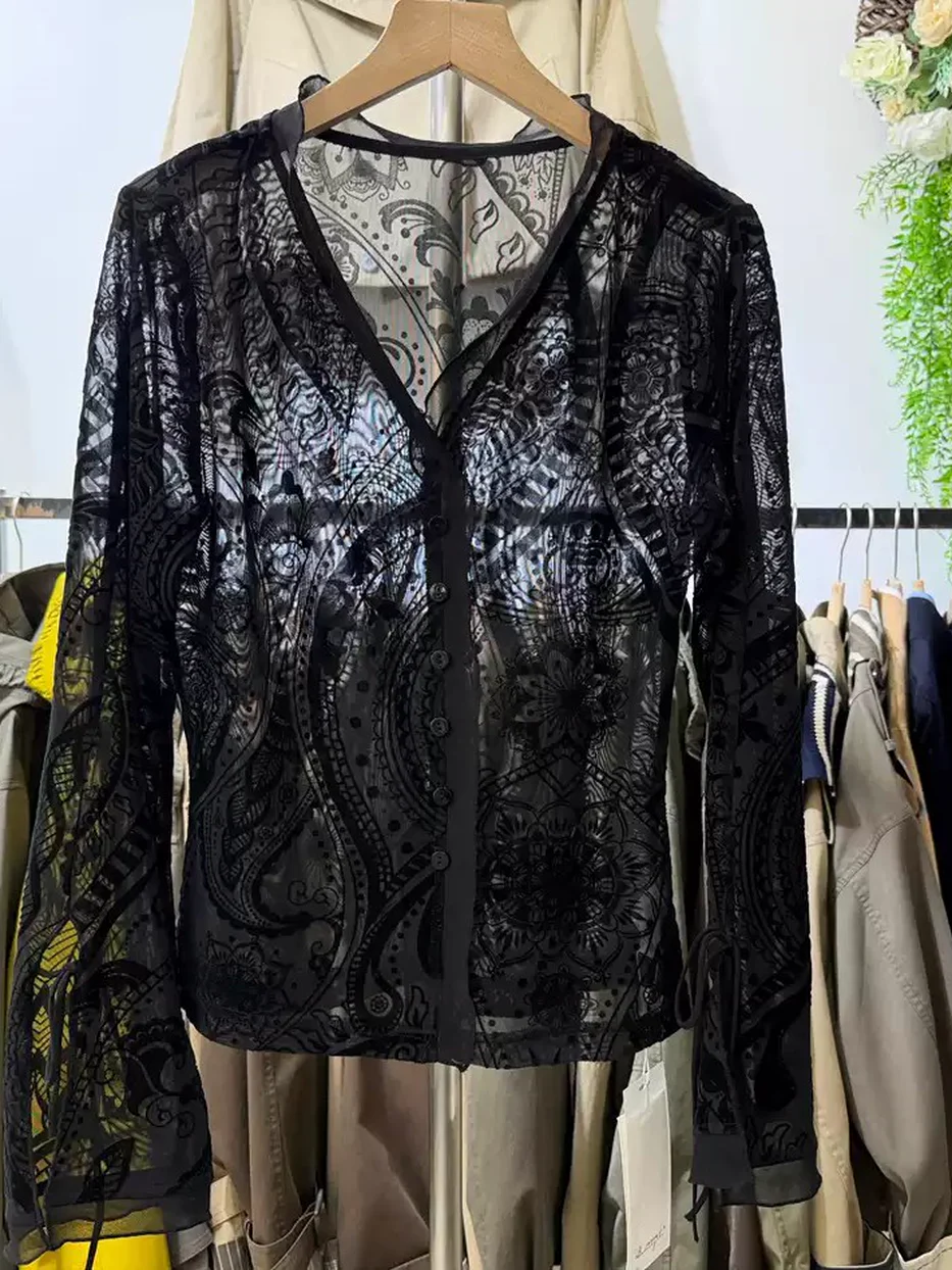V-neck lace shirt 1892 — Style 1892