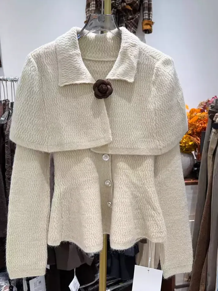 Women's single-breasted knit cardigan — Style 217