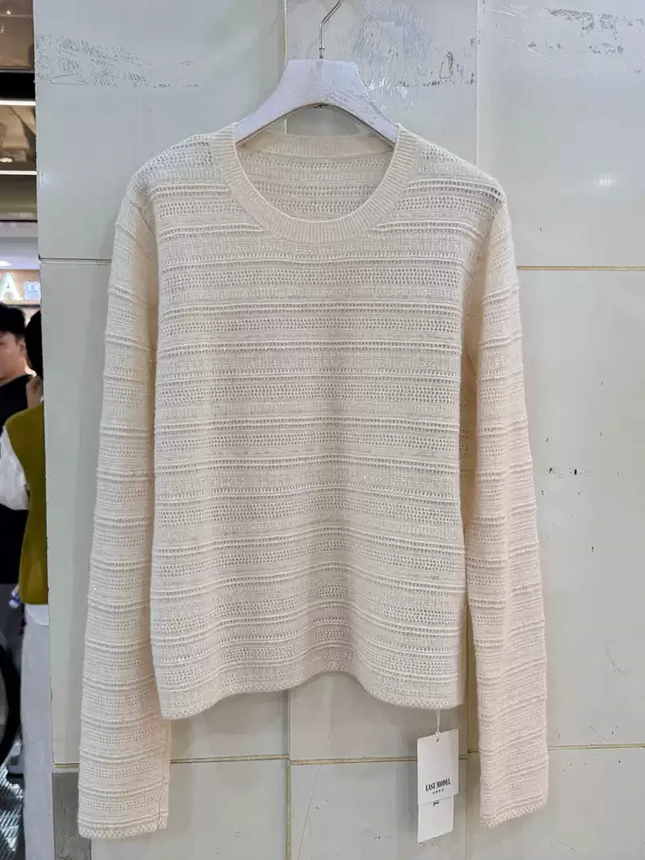 Crew-neck long-sleeve wool knit sweater, relaxed fit · 26-826605