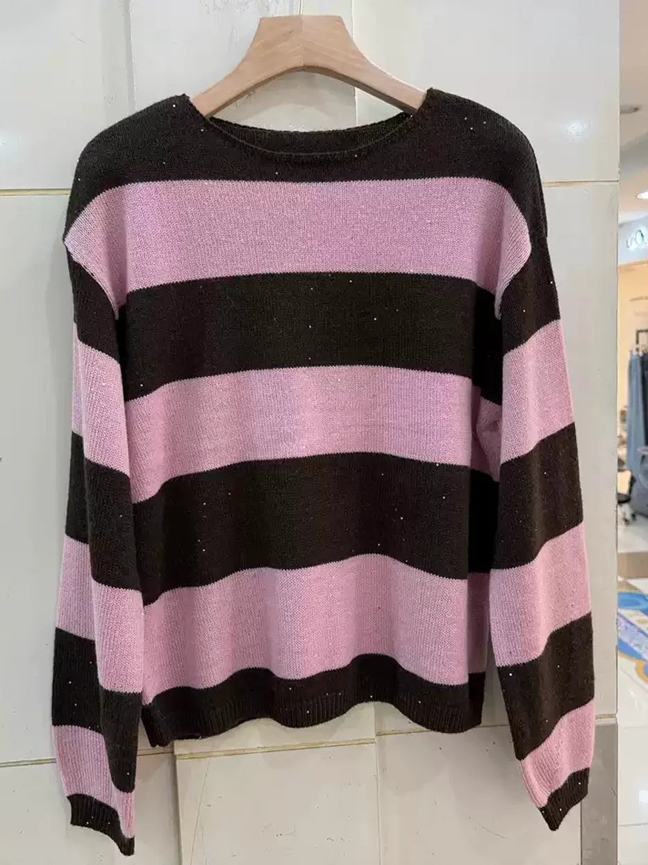Knit sweater — Style 26035