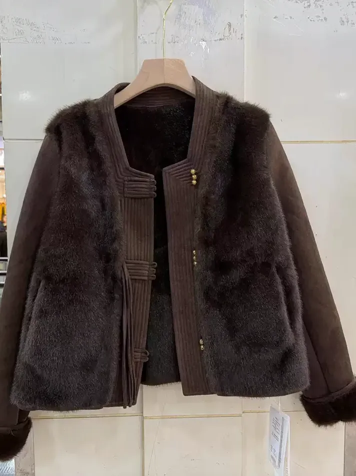 Women's fur relaxed top — Style 26B102