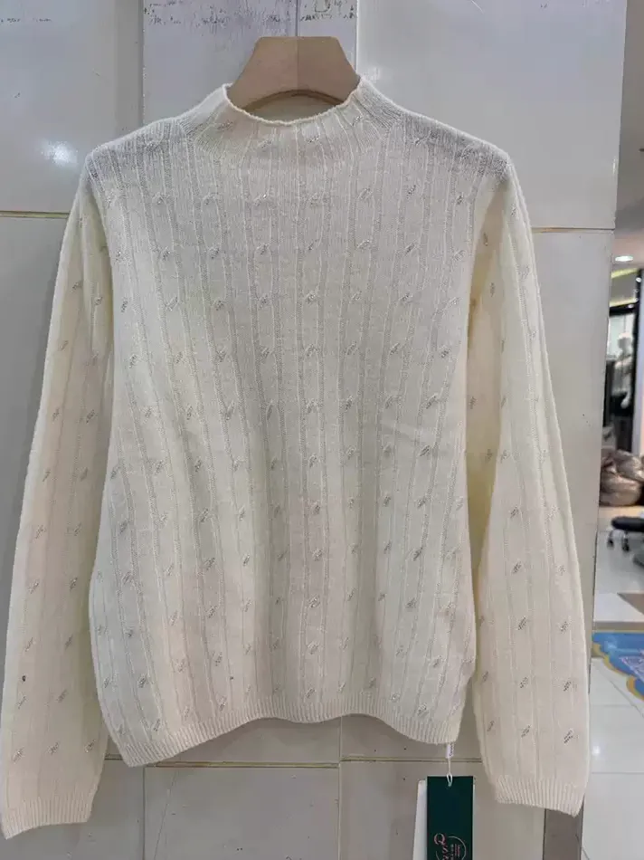Women's embroidered mock-neck wool knit sweater — Style 38-2611