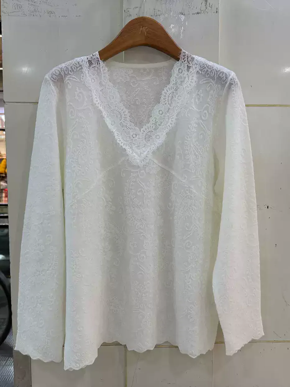 Women's panelled v-neck wool base-layer top — Style 432-2608