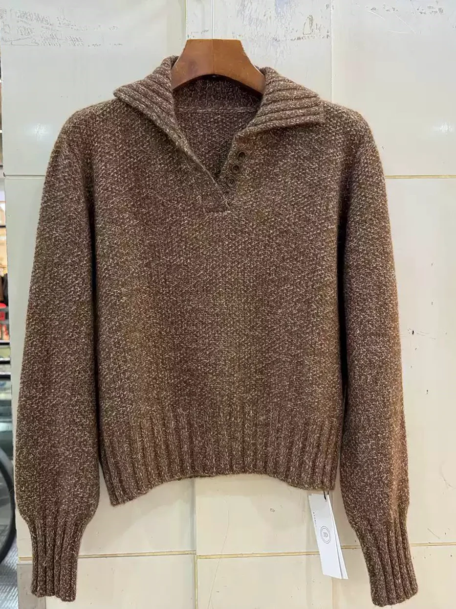 Lapel-collar wool sweater — Style 555-6608