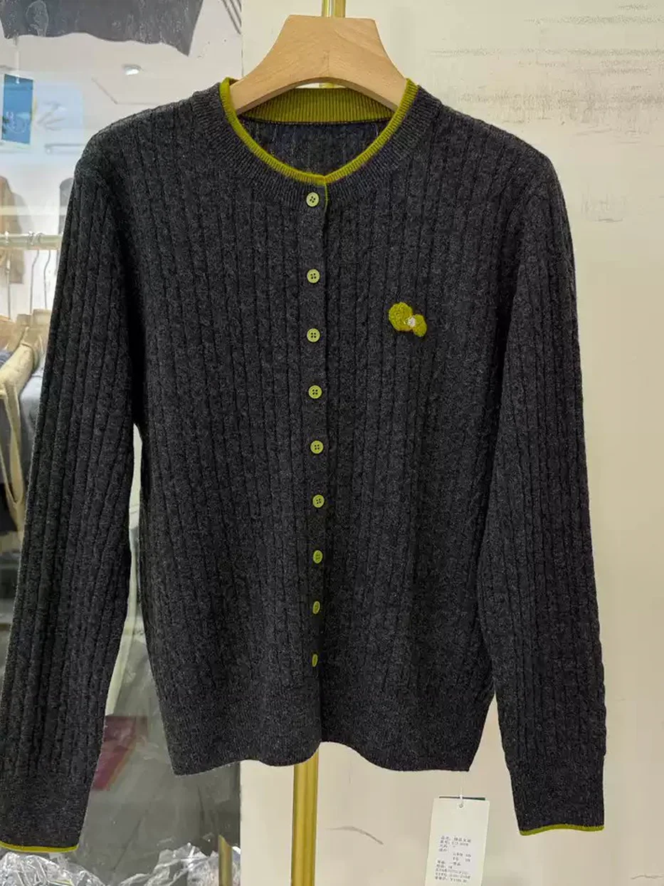 Women's embroidered single-breasted crew-neck cardigan · 98059