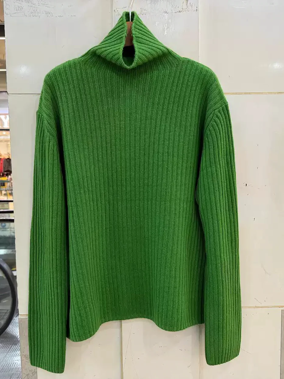Women's turtleneck green knit top · 98059