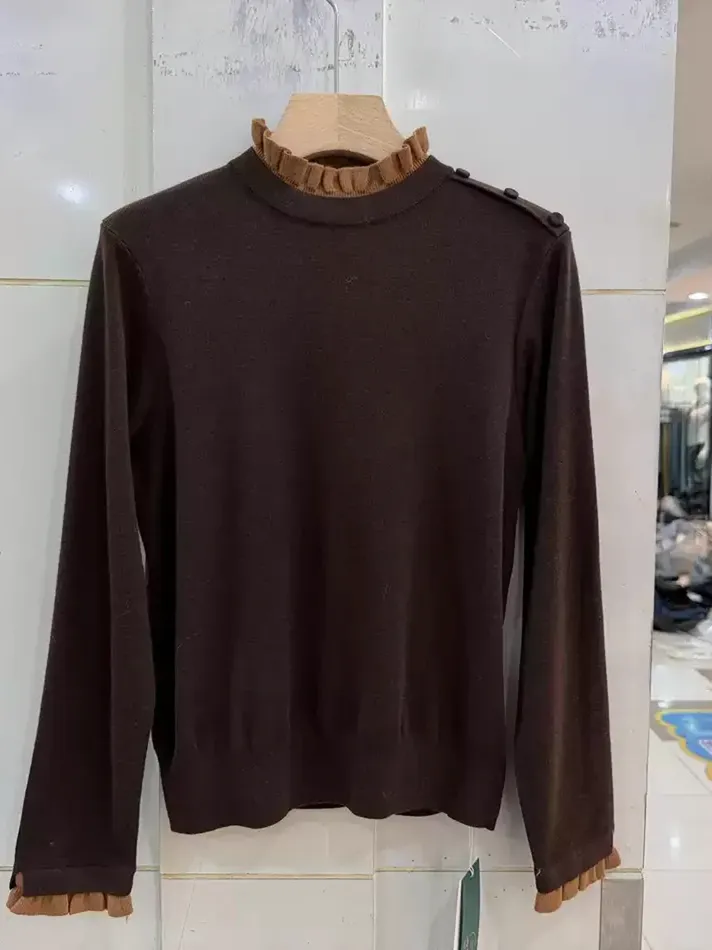 Women's black knit sweater — Style 73-6110