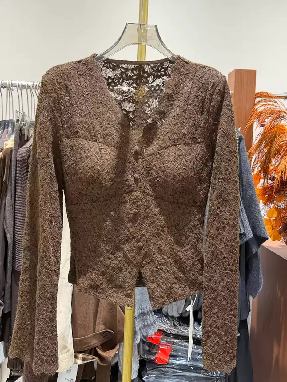 Women's V-neck lace knit top · 98059