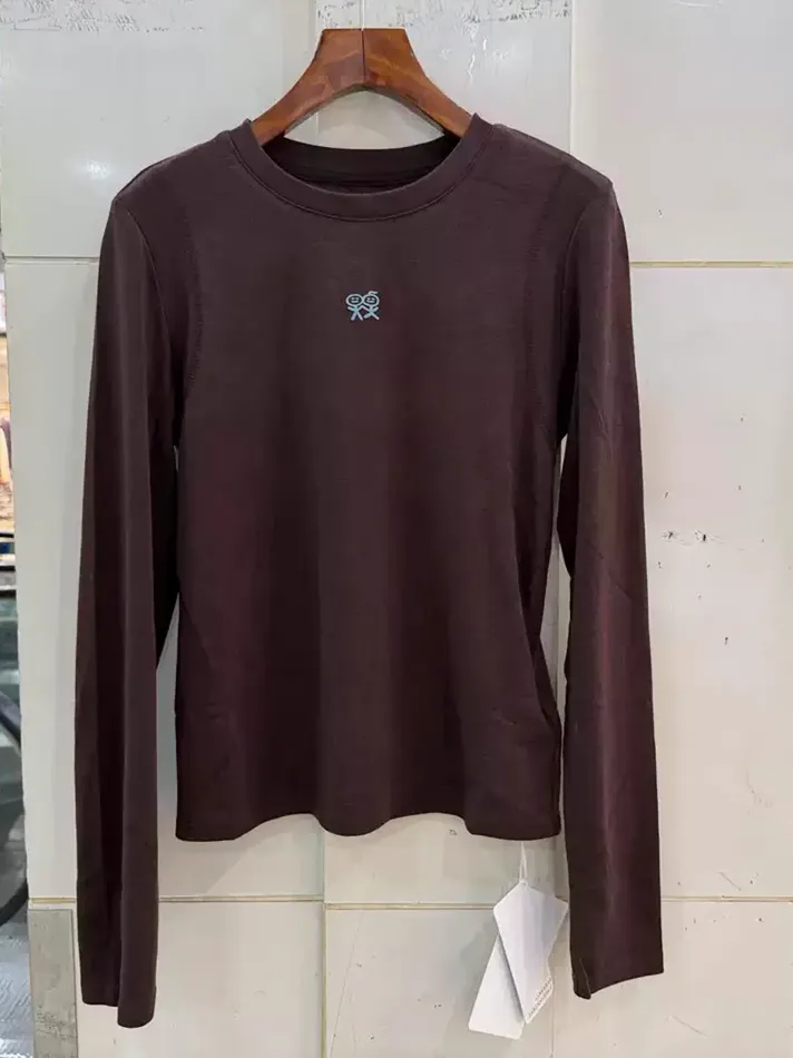 Women's crew-neck base-layer top — Style 8886