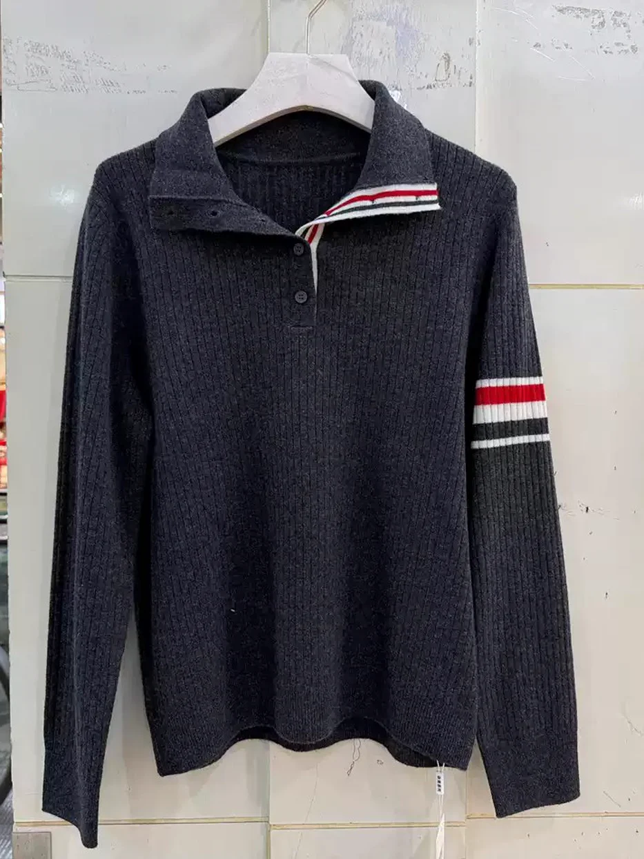 Colour-block lapel-collar knit sweater, relaxed fit · A12-9950