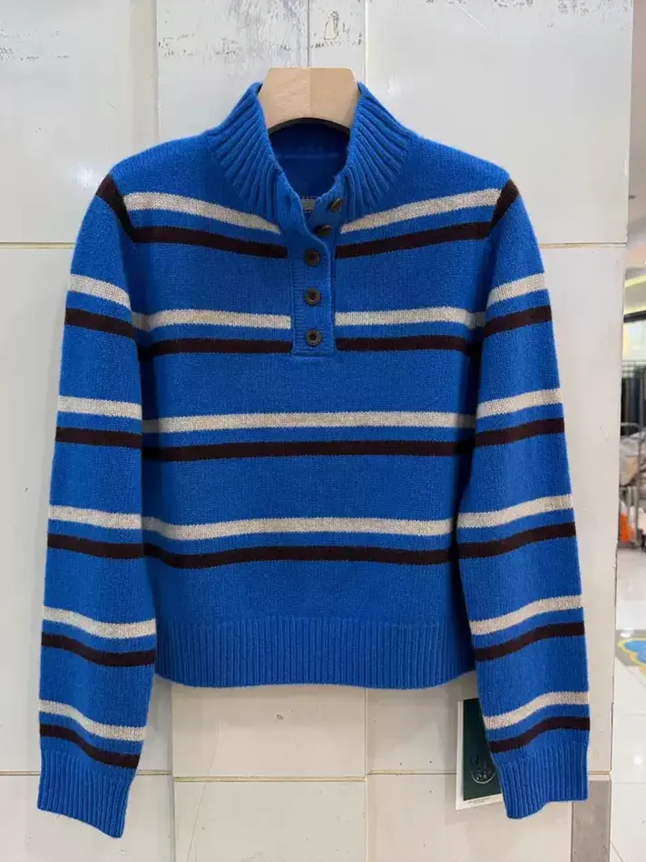 Women's colour-block stand-collar slim knit sweater — Style A81-6103