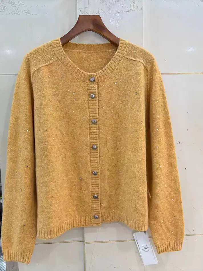 Women's single-breasted crew-neck wool sweater — Style JY-8805