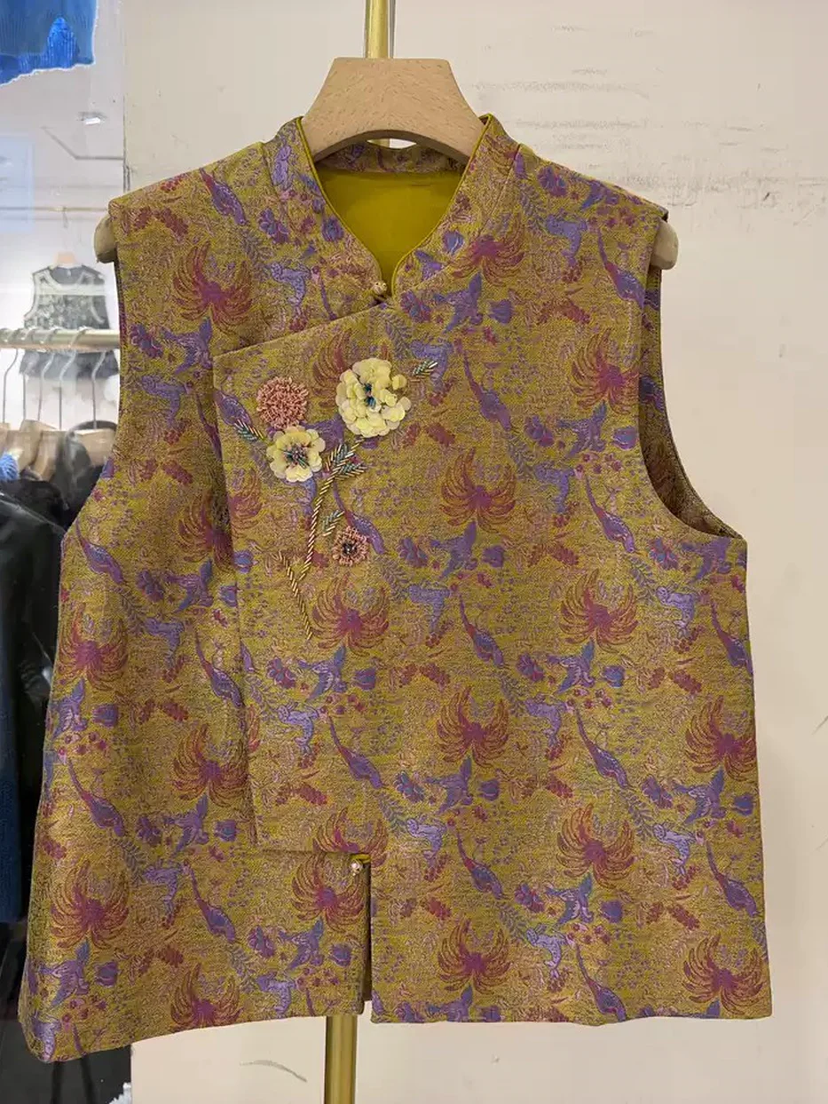 Beaded stand-collar jacquard vest — Style K274