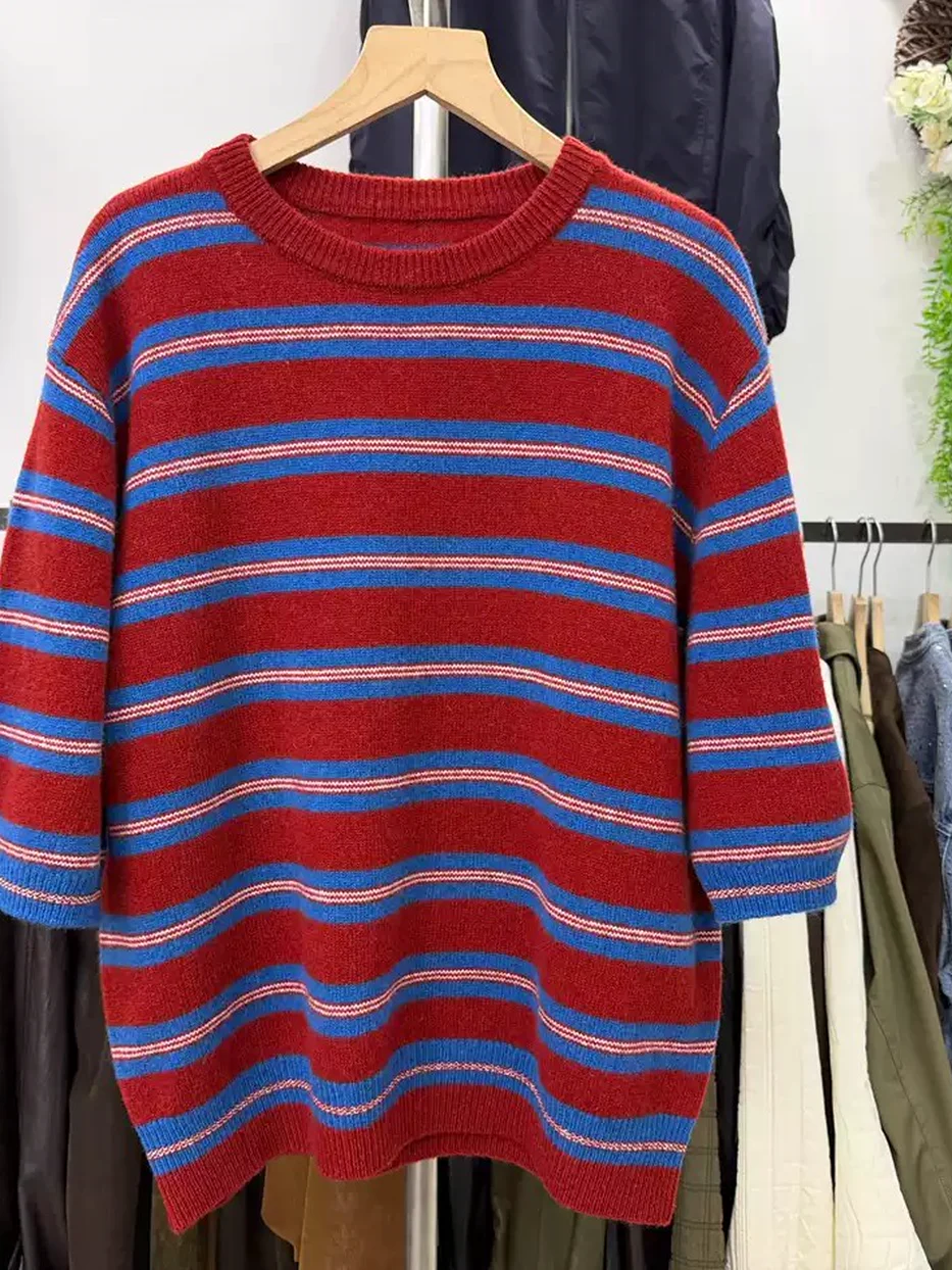 Colour-block wool-cashmere knit sweater, relaxed fit — Style XH-6801