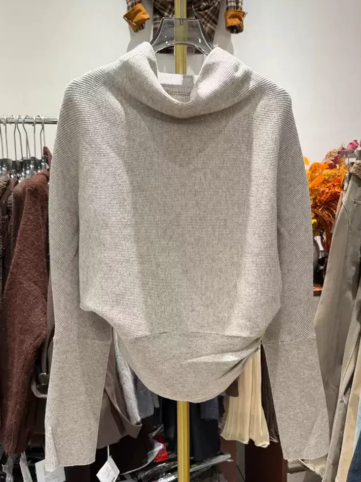 Women's cowl-neck long-sleeve knit sweater — Style Y813
