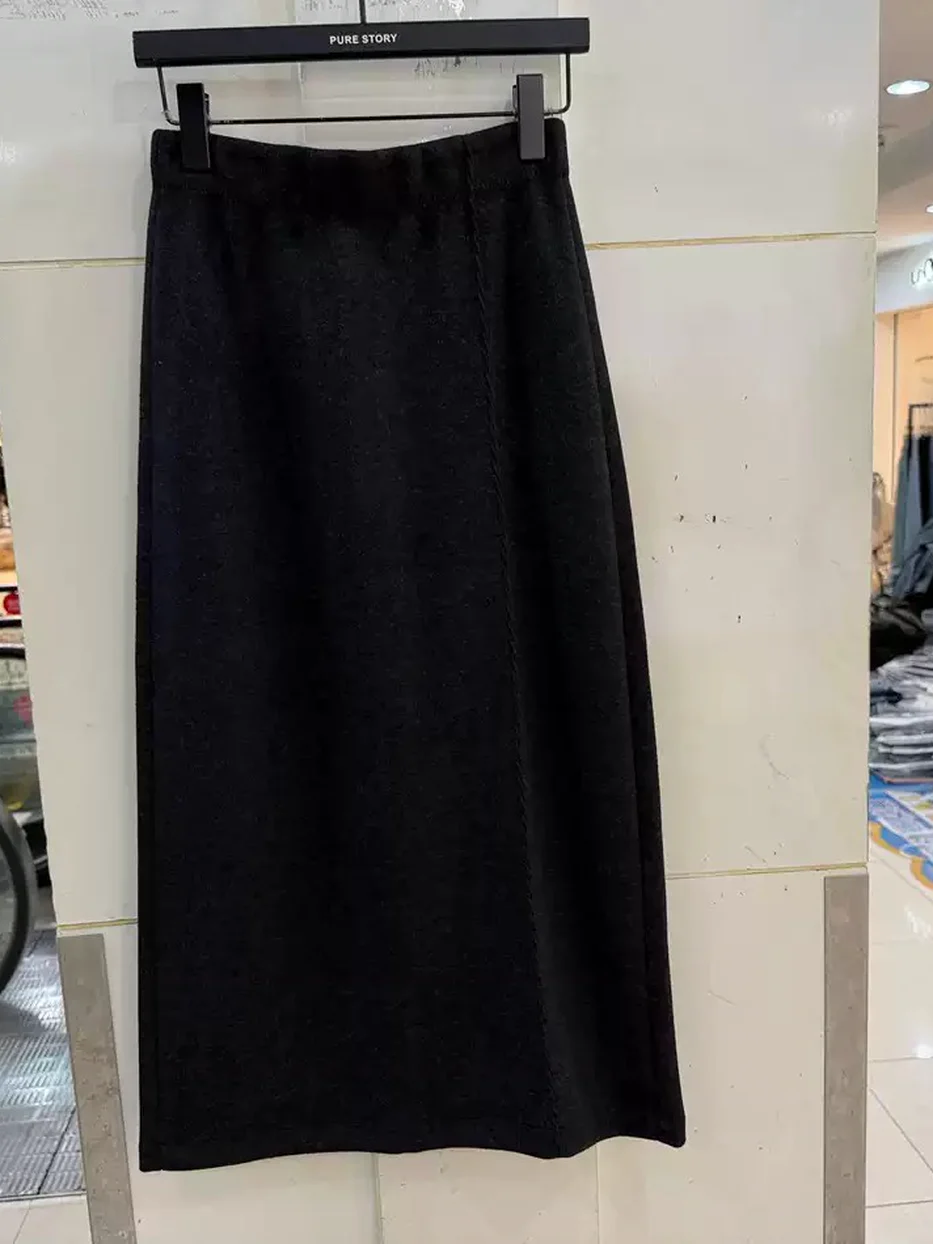 Women's cable-knit elastic-waist skirt — Style 7053