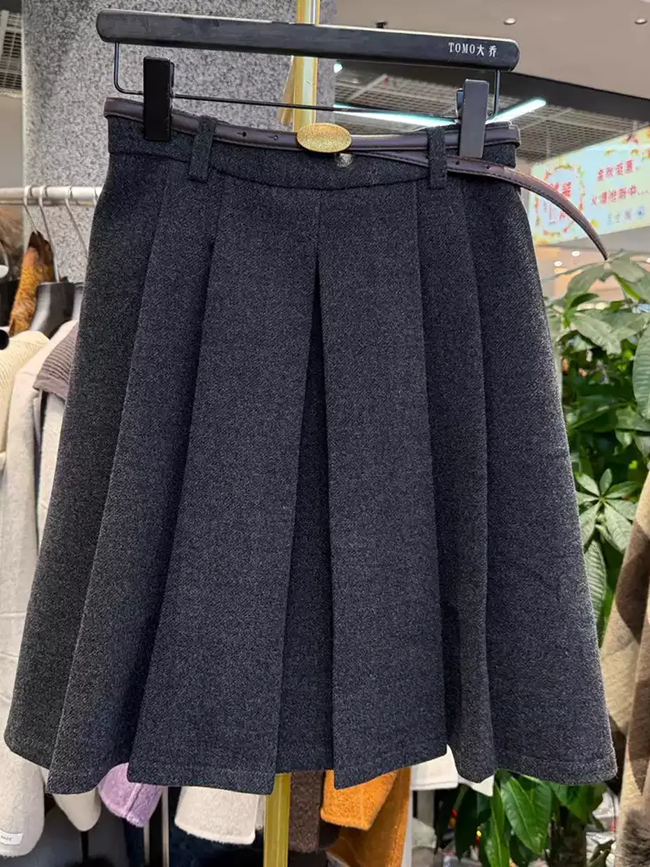 Women's belted wool-blend pleated skirt — Style 7789