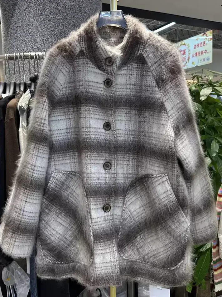 Women's single-breasted stand-collar coat — Style 66869