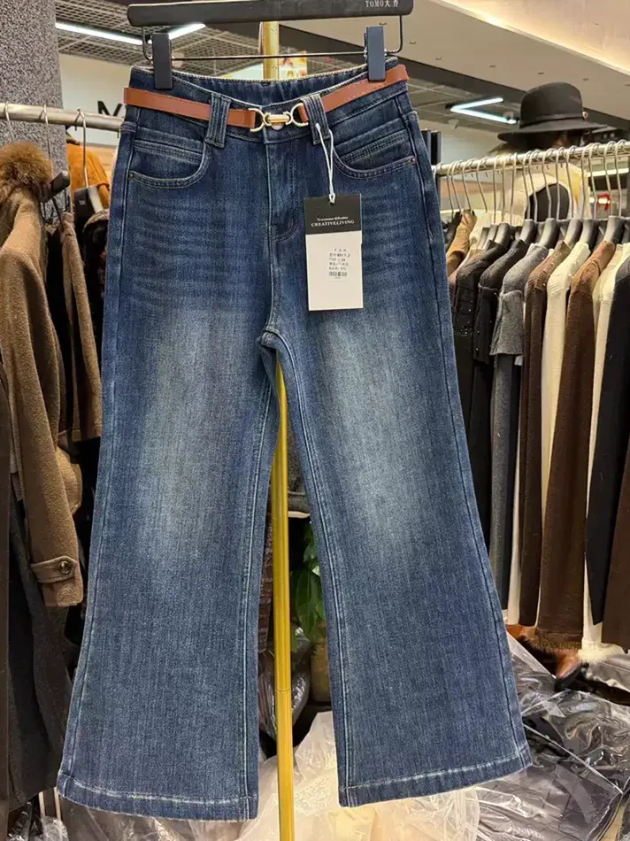 Women's denim flared jeans — Style 8917-1