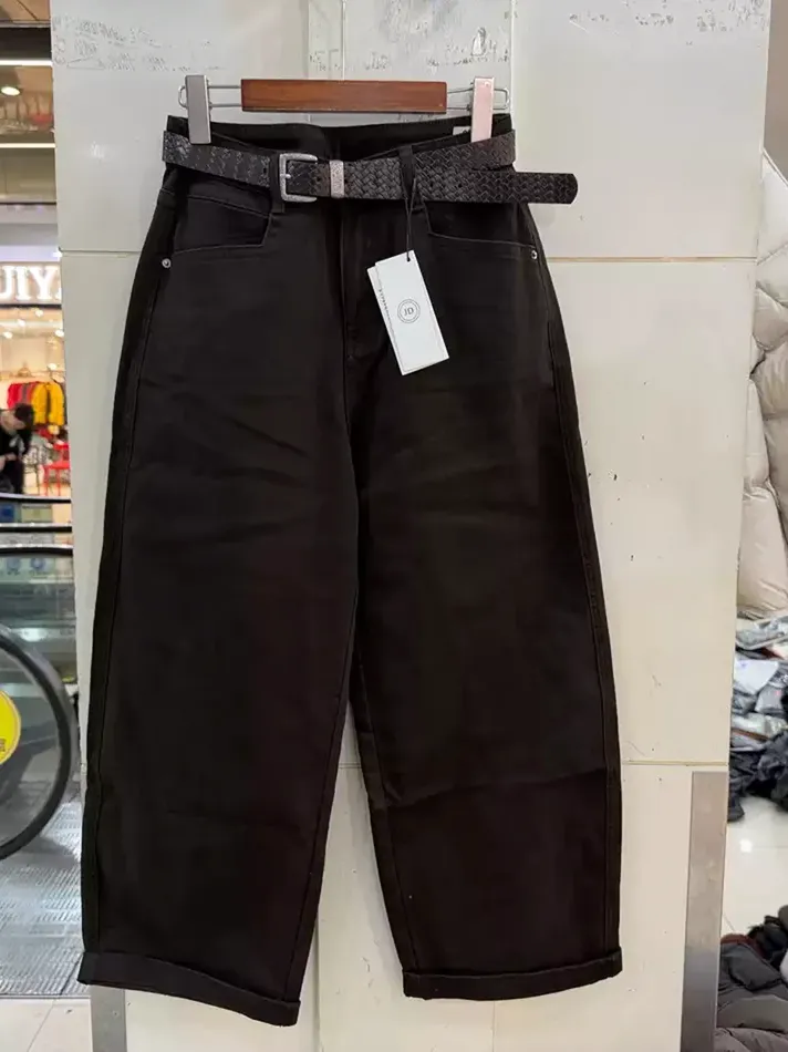 Women's embroidered denim curved-leg trousers — Style DN-11677
