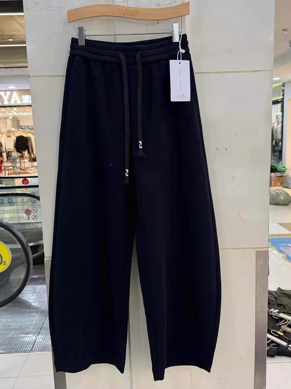 Curved-leg trousers K-6253 — Style K-6253