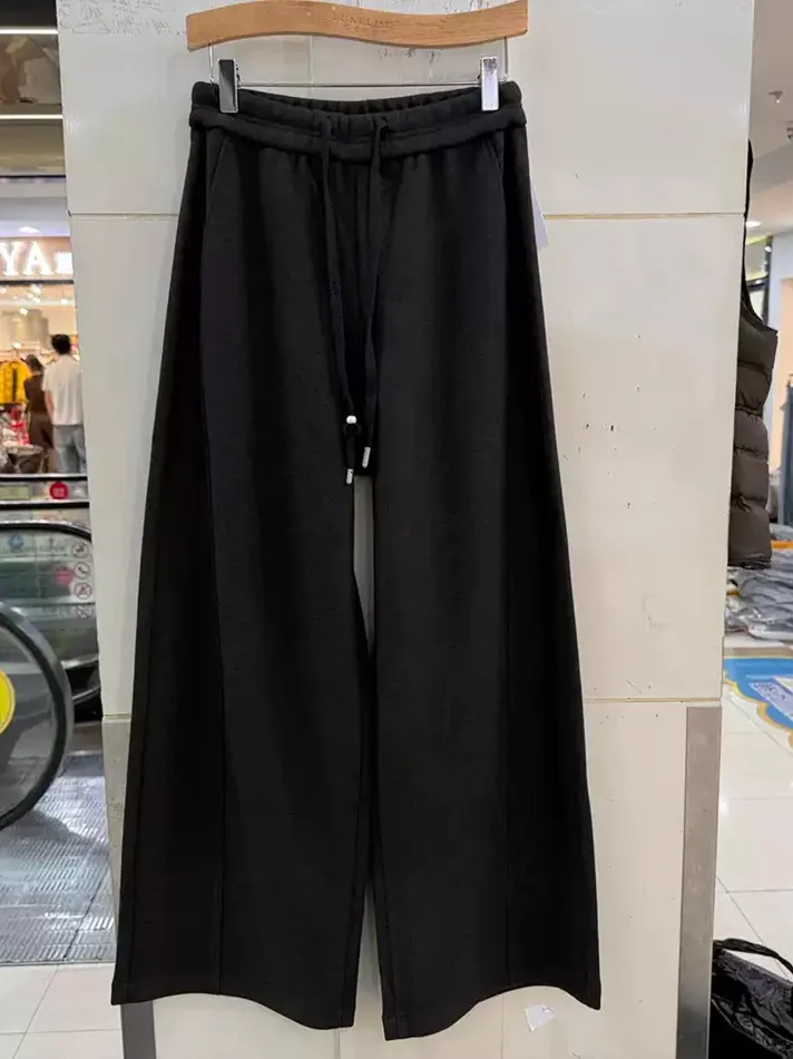 Women's black straight trousers — Style K-6282